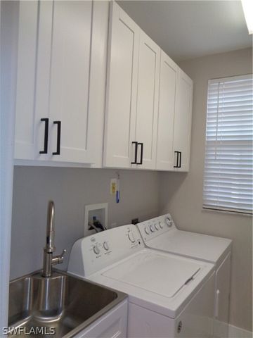 825 Regency Reserve CIR 3701, Naples, FL 34119