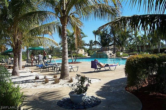 825 Regency Reserve CIR 3701, Naples, FL 34119