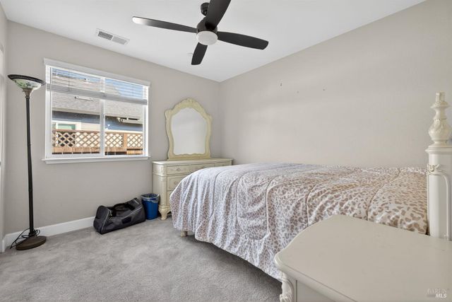 1661 Hopper Ave, Santa Rosa, CA 95403