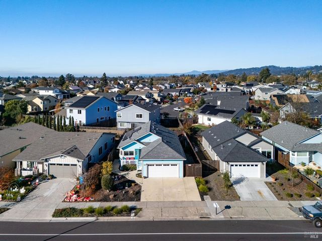 1661 Hopper Ave, Santa Rosa, CA 95403