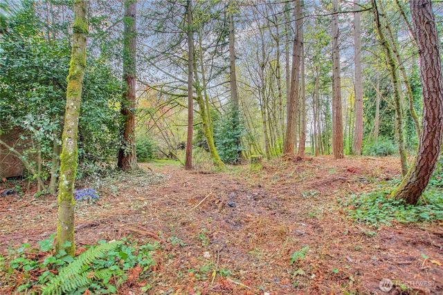 36529 6th Avenue SW, Federal Way, WA 98023