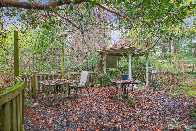 36529 6th Avenue SW, Federal Way, WA 98023