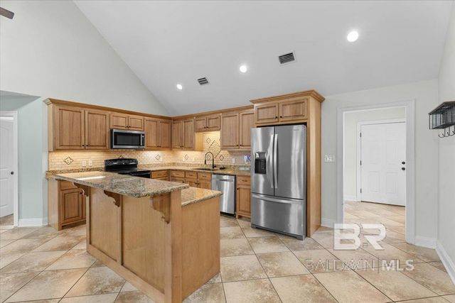 23166 Rochelle Loop, Robertsdale, AL 36567