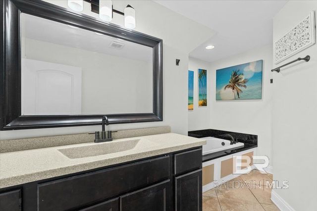 23166 Rochelle Loop, Robertsdale, AL 36567