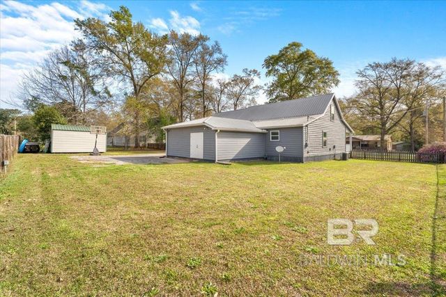 23166 Rochelle Loop, Robertsdale, AL 36567