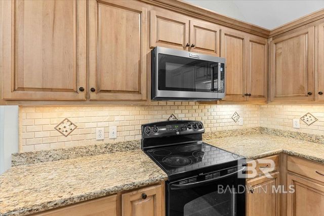 23166 Rochelle Loop, Robertsdale, AL 36567