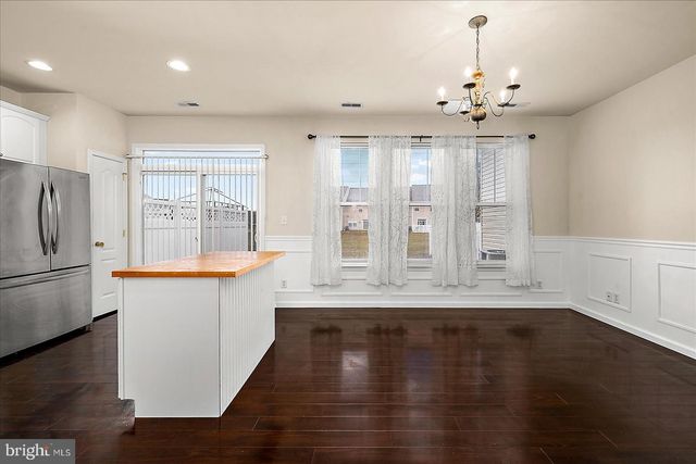 372 SCHOONER LN, Berlin, MD 21811