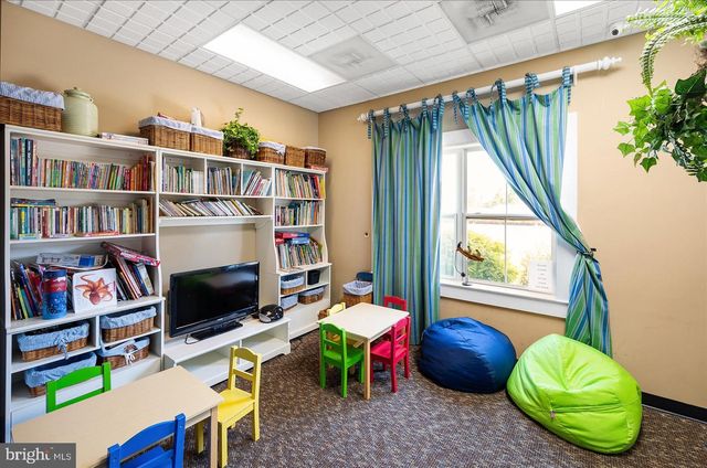 372 SCHOONER LN, Berlin, MD 21811