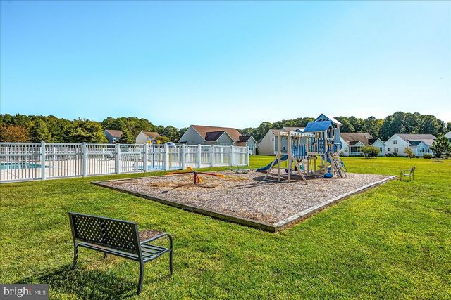 372 SCHOONER LN, Berlin, MD 21811