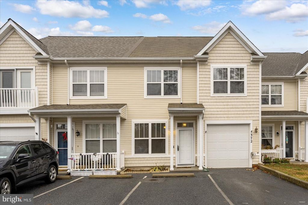 372 SCHOONER LN, Berlin, MD 21811