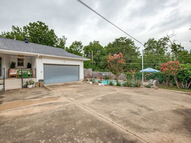 9135 Bretshire Drive, Dallas, TX 75228
