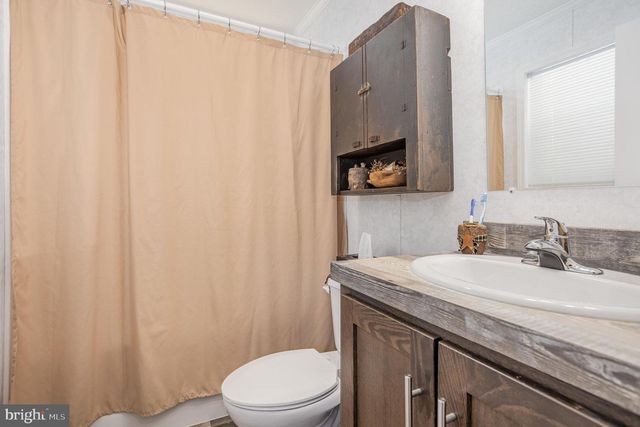 31 CEDAR ST, Manchester, PA 17345