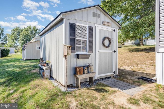 31 CEDAR ST, Manchester, PA 17345