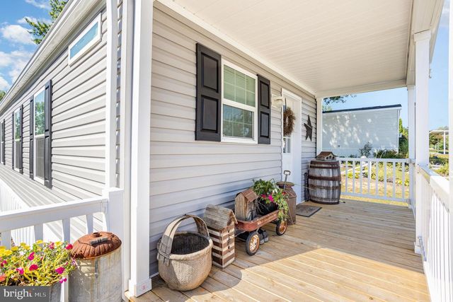 31 CEDAR ST, Manchester, PA 17345