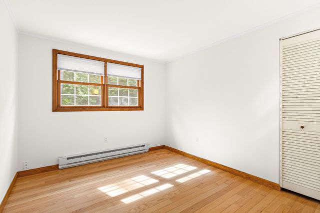 5 Memorial Dr, Northborough, MA 01532
