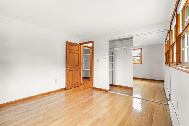 5 Memorial Dr, Northborough, MA 01532