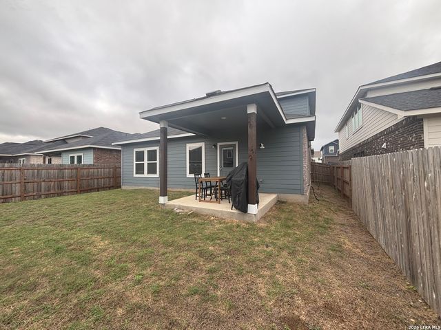 8934 Chili Bowl, Converse, TX 78109