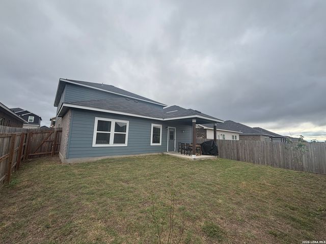 8934 Chili Bowl, Converse, TX 78109