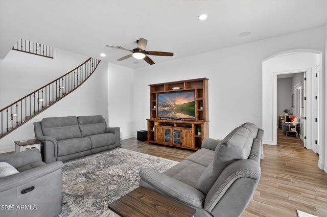 4717 S QUANTUM Way, Mesa, AZ 85212