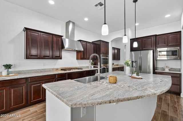 4717 S QUANTUM Way, Mesa, AZ 85212