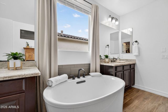 4717 S QUANTUM Way, Mesa, AZ 85212