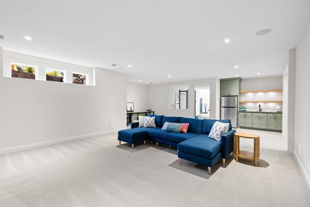 4565 Garland Lane N, Plymouth, MN 55446