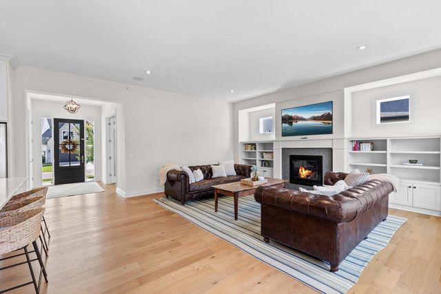 4565 Garland Lane N, Plymouth, MN 55446