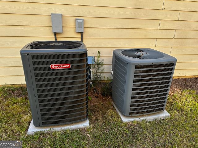 1157 Balvaird Drive, Lawrenceville, GA 30045