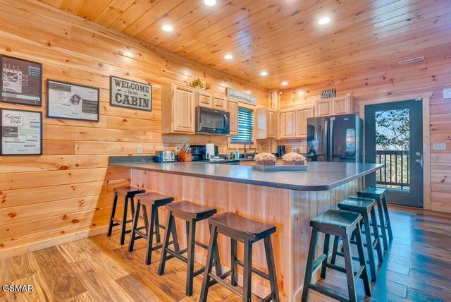 664 Stockton Dr Drive, Sevierville, TN 37876