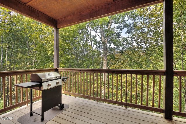 664 Stockton Dr Drive, Sevierville, TN 37876