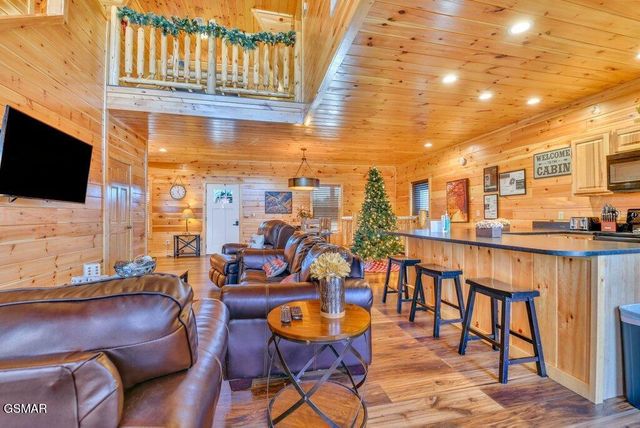 664 Stockton Dr Drive, Sevierville, TN 37876