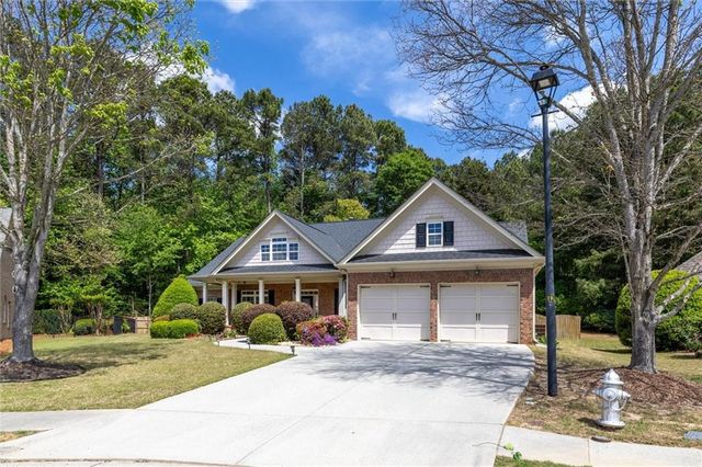 280 Starfire Court, Loganville, GA 30052