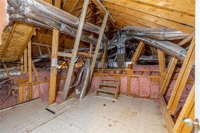 280 Starfire Court, Loganville, GA 30052