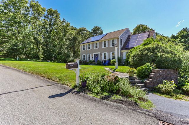 51 Spinnaker Lane, Pocasset, MA 02559