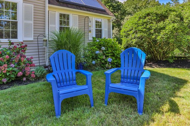 51 Spinnaker Lane, Pocasset, MA 02559