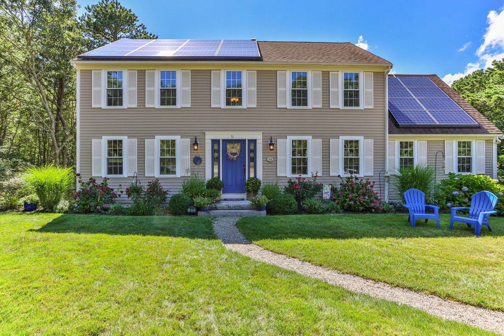 51 Spinnaker Lane, Pocasset, MA 02559