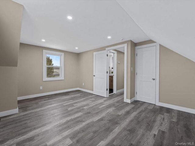 207 N Nassau Avenue, Massapequa, NY 11758