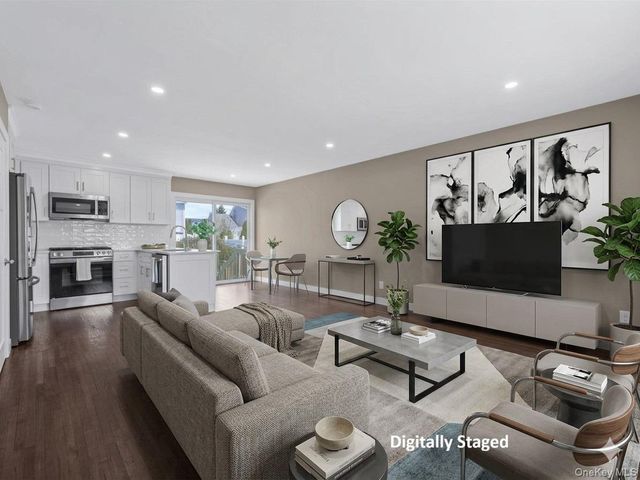 207 N Nassau Avenue, Massapequa, NY 11758