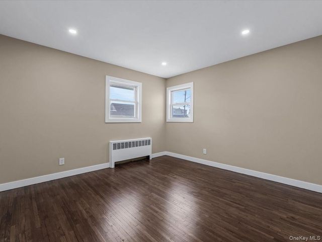207 N Nassau Avenue, Massapequa, NY 11758