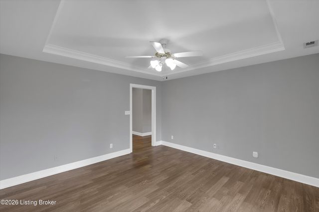 7906 Stovall Ct, Louisville, KY 40228