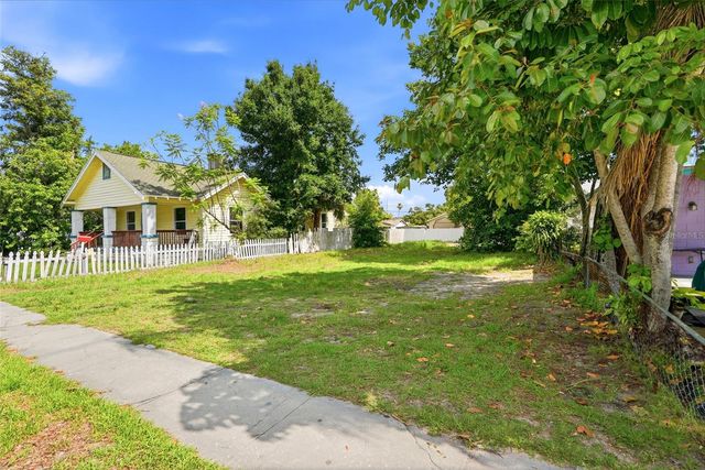 1045 MELROSE AVENUE S, St Petersburg, FL 33705