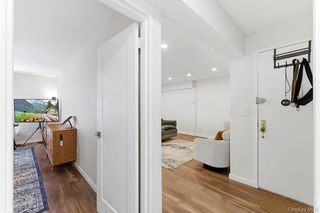 250 N Broadway 5B, Yonkers, NY 10701
