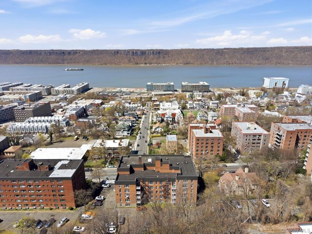 250 N Broadway 5B, Yonkers, NY 10701