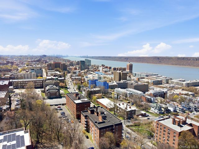 250 N Broadway 5B, Yonkers, NY 10701