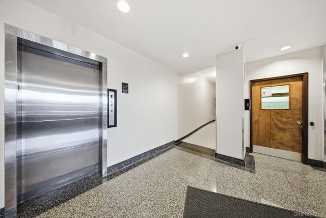 250 N Broadway 5B, Yonkers, NY 10701