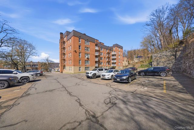 250 N Broadway 5B, Yonkers, NY 10701