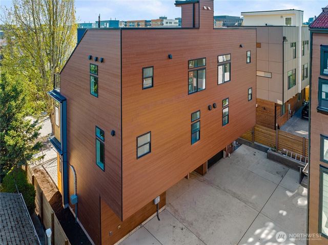 1138 D NW 57th Street, Seattle, WA 98107