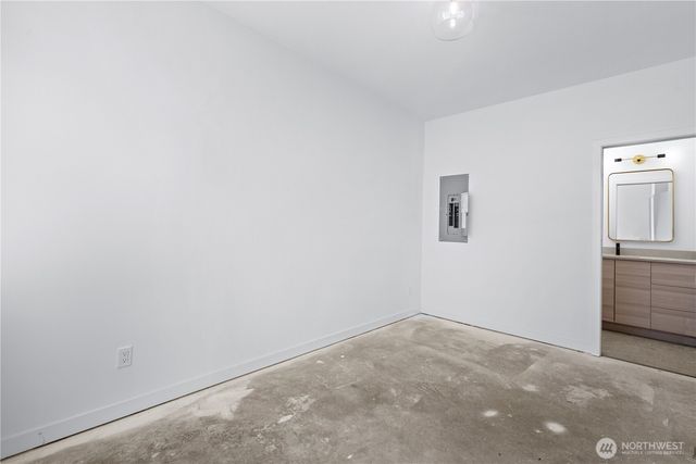 1138 D NW 57th Street, Seattle, WA 98107