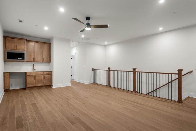 2068 Conductor Ln, Thompsons Station, TN 37179