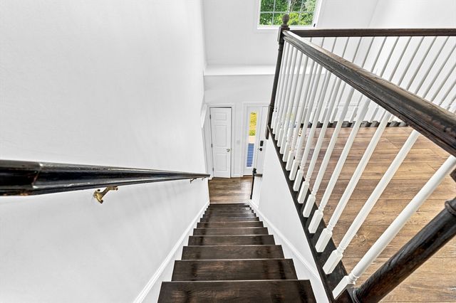 21 Forestview Dr, Fairhaven, MA 02719